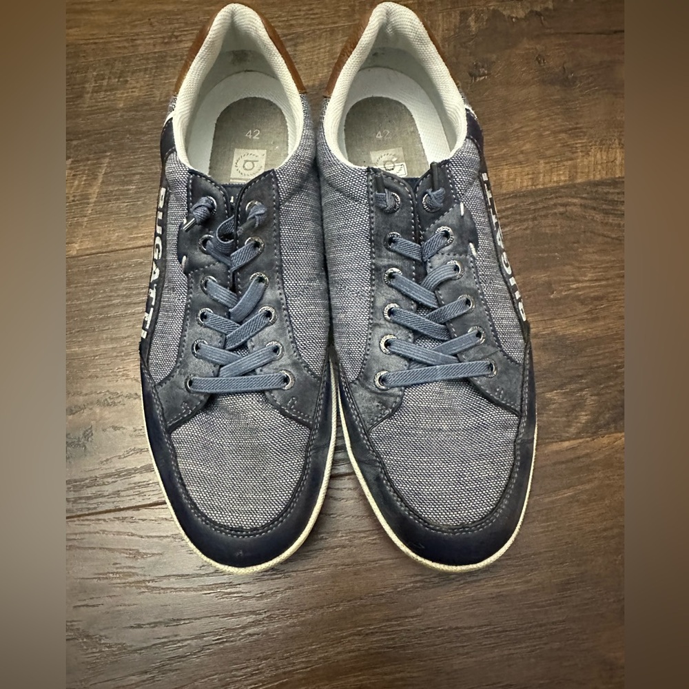 Bugatti men’s sneakers size 42–8 1/2 US